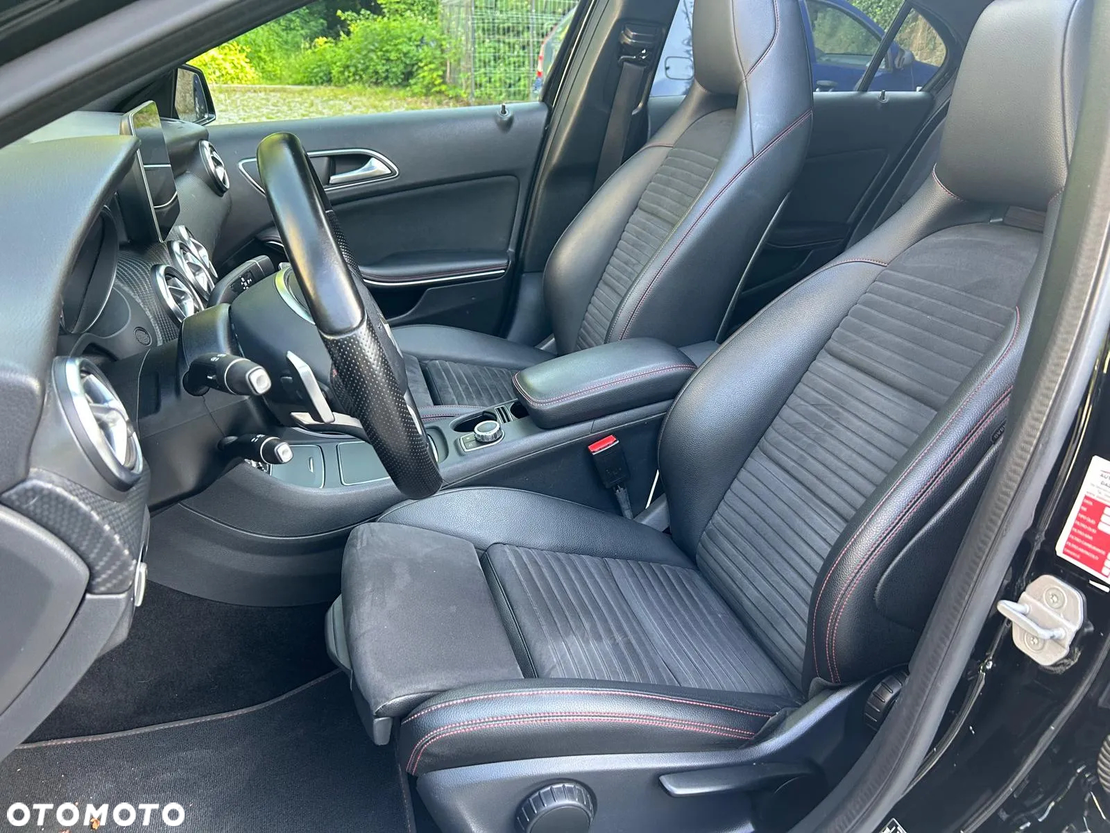 Mercedes-Benz Klasa A 200 CDI 4Matic 7G-DCT AMG Line - 8