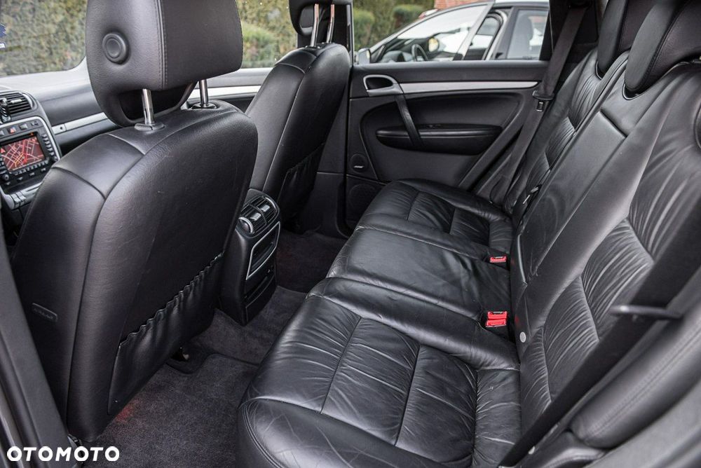 Porsche Cayenne Turbo Tiptronic S - 7