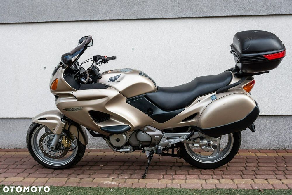 Honda NTV - 6