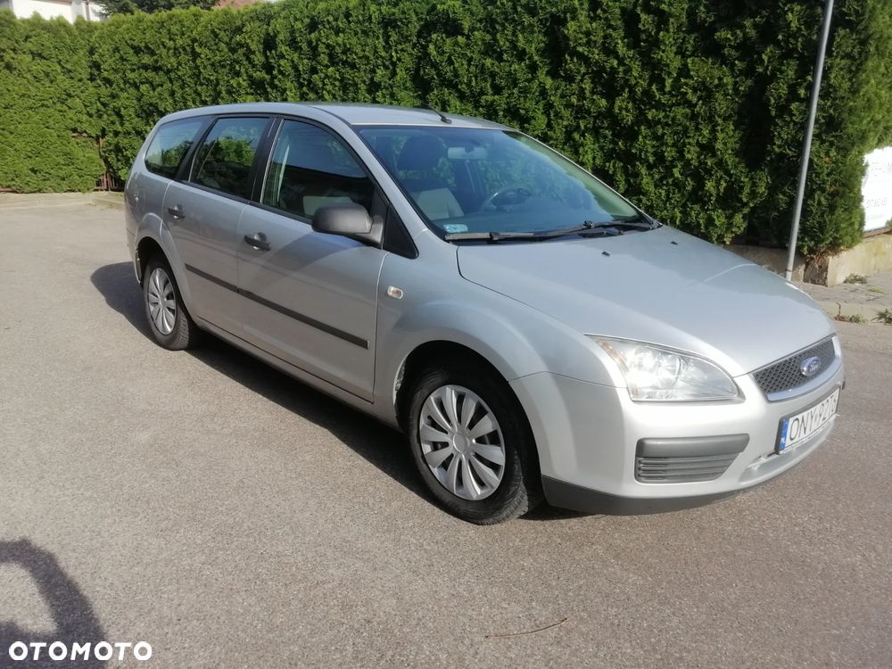 Ford Focus 1.6 TDCi Ambiente - 4
