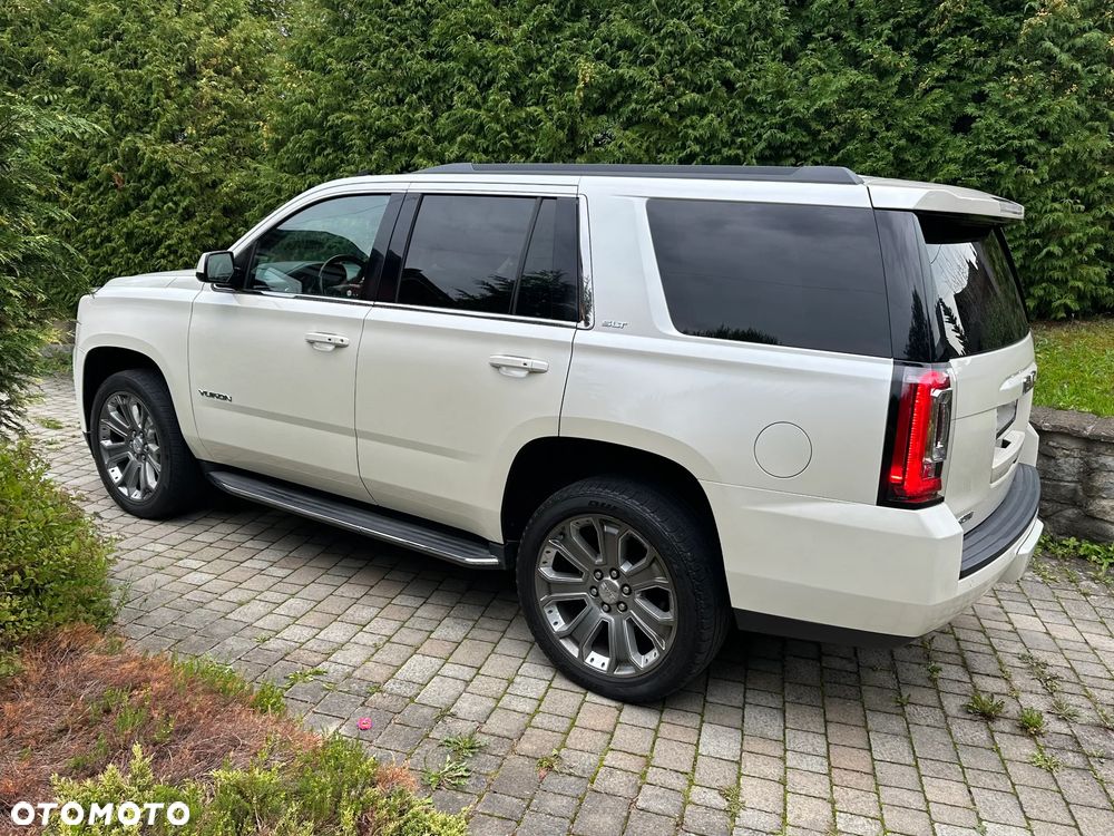 GMC Yukon - 3