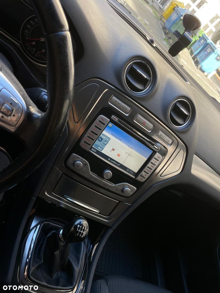 Ford Mondeo 1.8 TDCi Titanium - 21