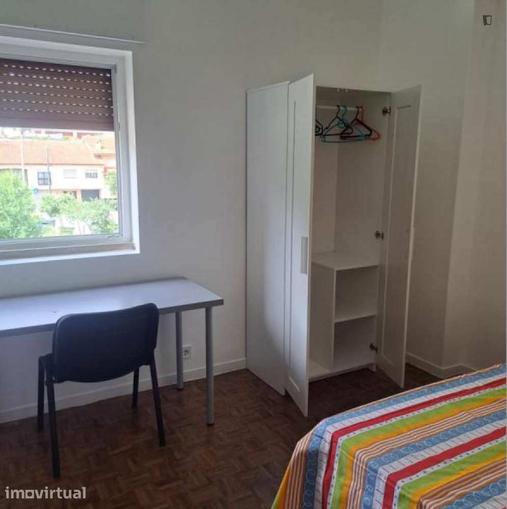 Quarto - localizado em Bairro do Sol Coimbra - Grande imagem: 5/11
