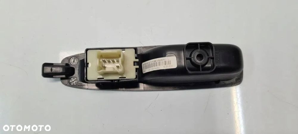 PANEL PRZEŁĄCZNIK SZYB RENAULT CLIO IV LIFT KOMBI - 5