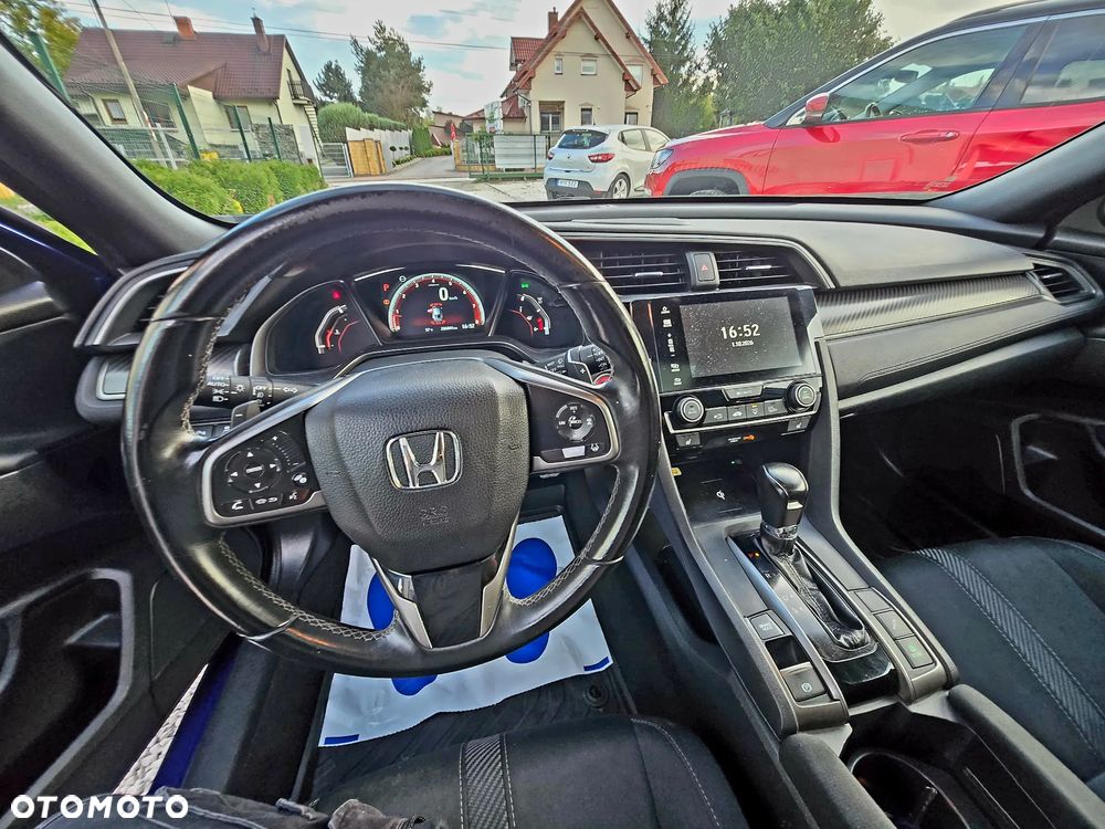 Honda Civic 1.5 i-VTEC Turbo CVT Sport Plus - 23