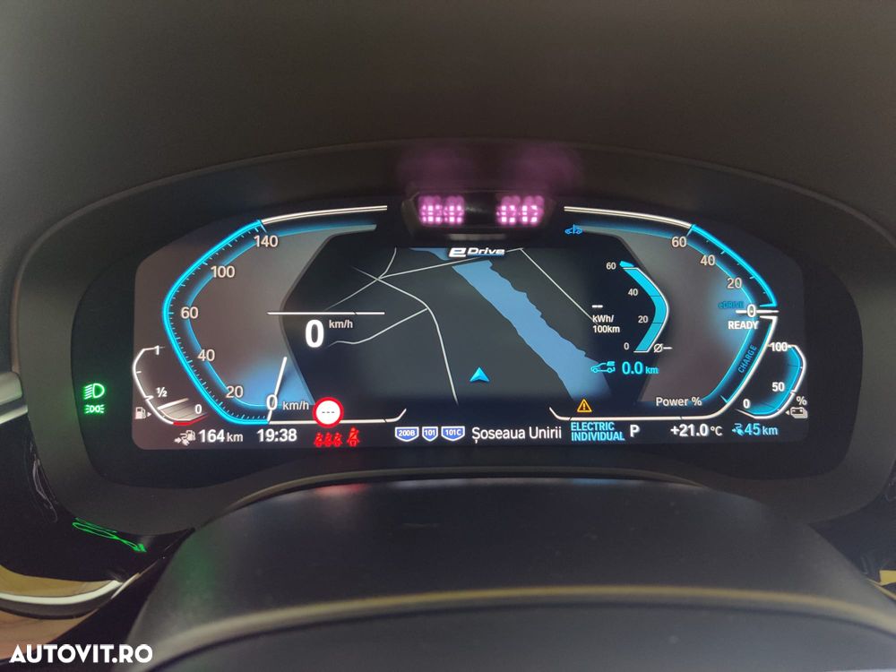 BMW Seria 5 530e xDrive AT PHEV - 25