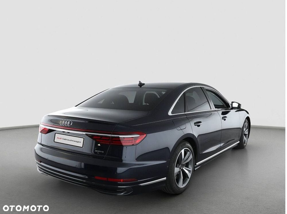 Audi A8 - 3