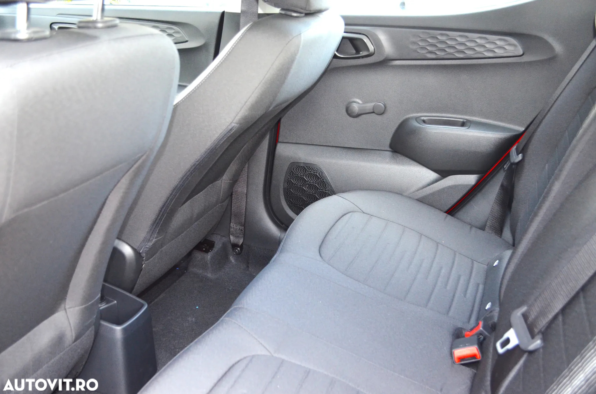Hyundai i10 1.0 l 63 CP 5MT Comfort - 9