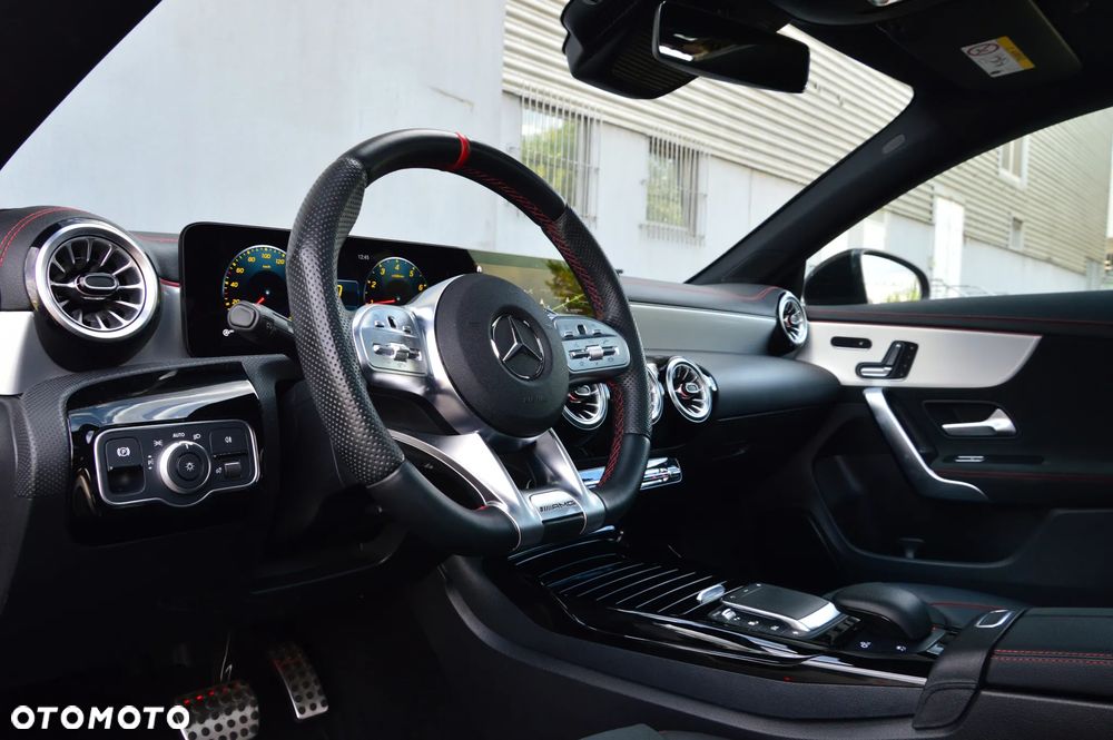 Mercedes-Benz CLA AMG 35 4-Matic 7G-DCT - 13