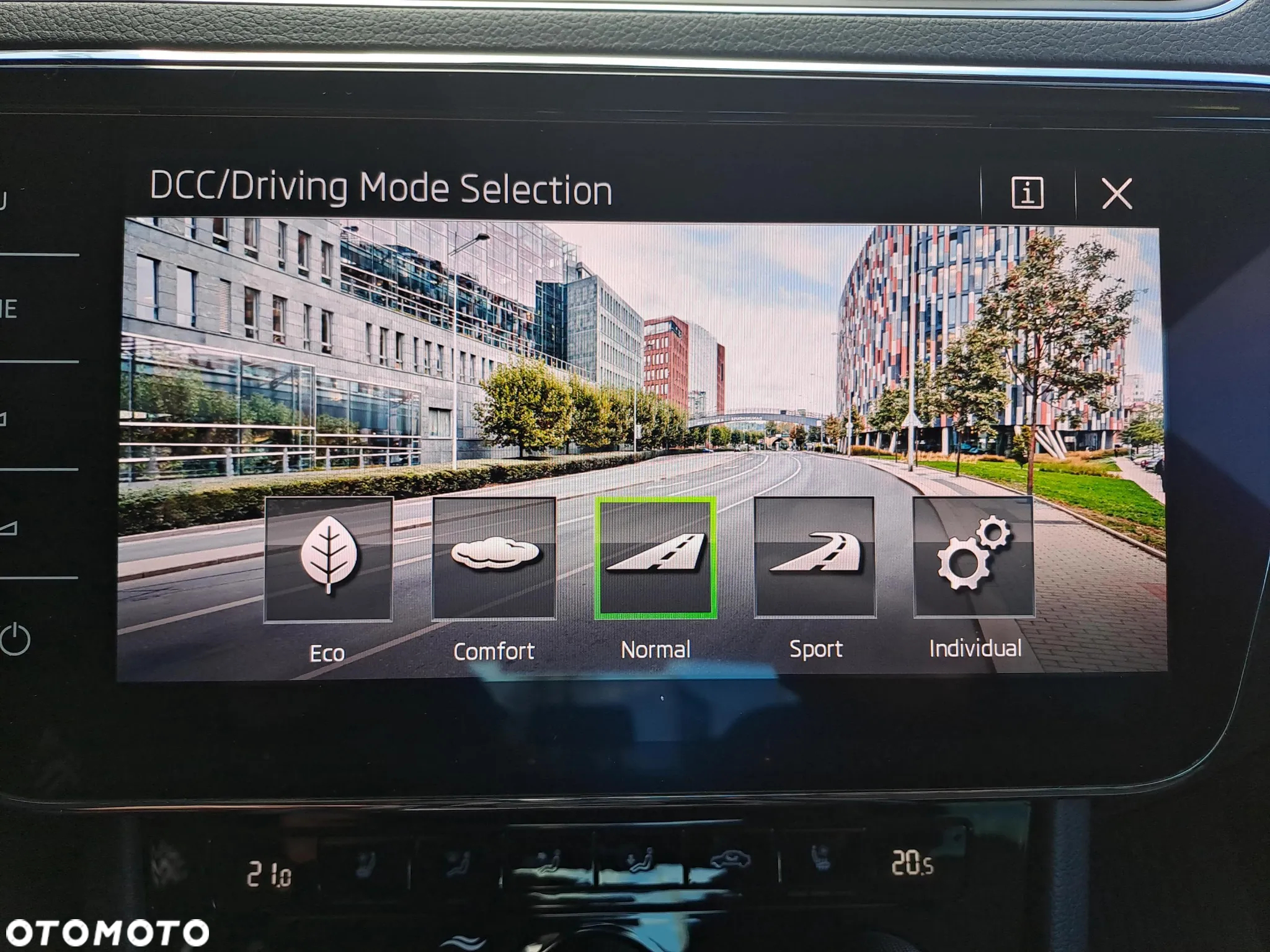 Skoda Superb 2.0 TSI 4x4 L&K DSG - 20