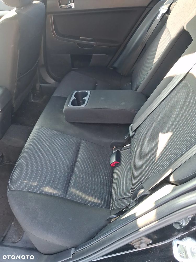 Mitsubishi Lancer 1.8 Inform - 17