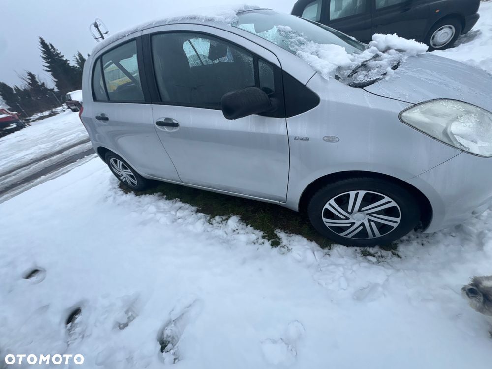 Toyota Yaris 1.4 D-4D Prestige - 13