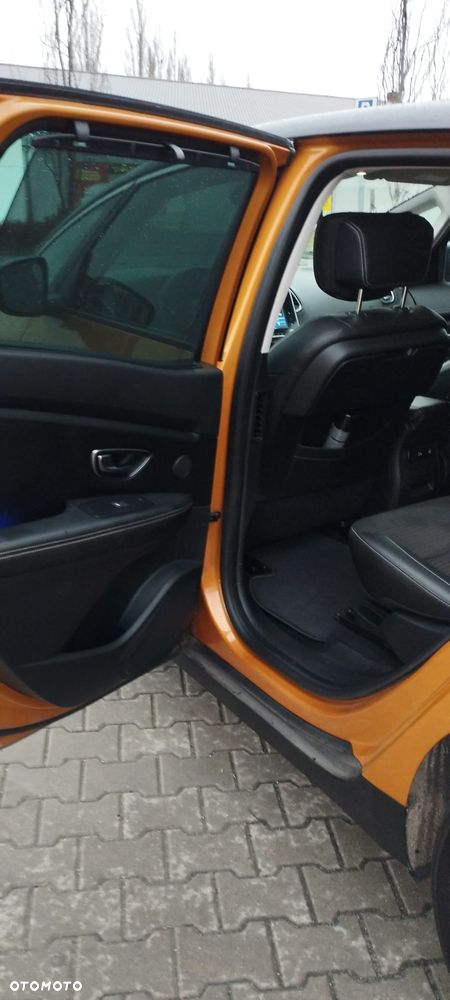 Renault Scenic 1.6 dCi Bose - 10