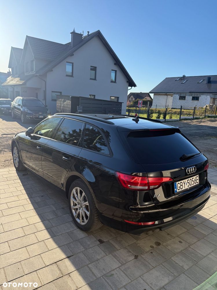 Audi A4 Avant 2.0 TDI S tronic - 5