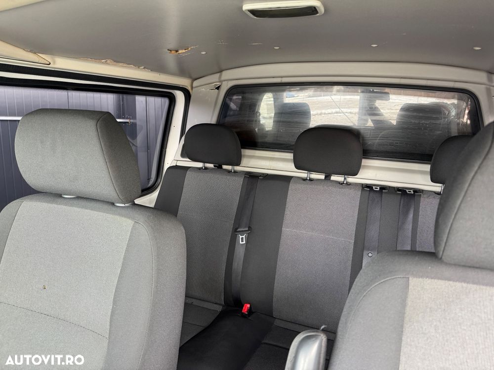 Volkswagen Transporter - 13