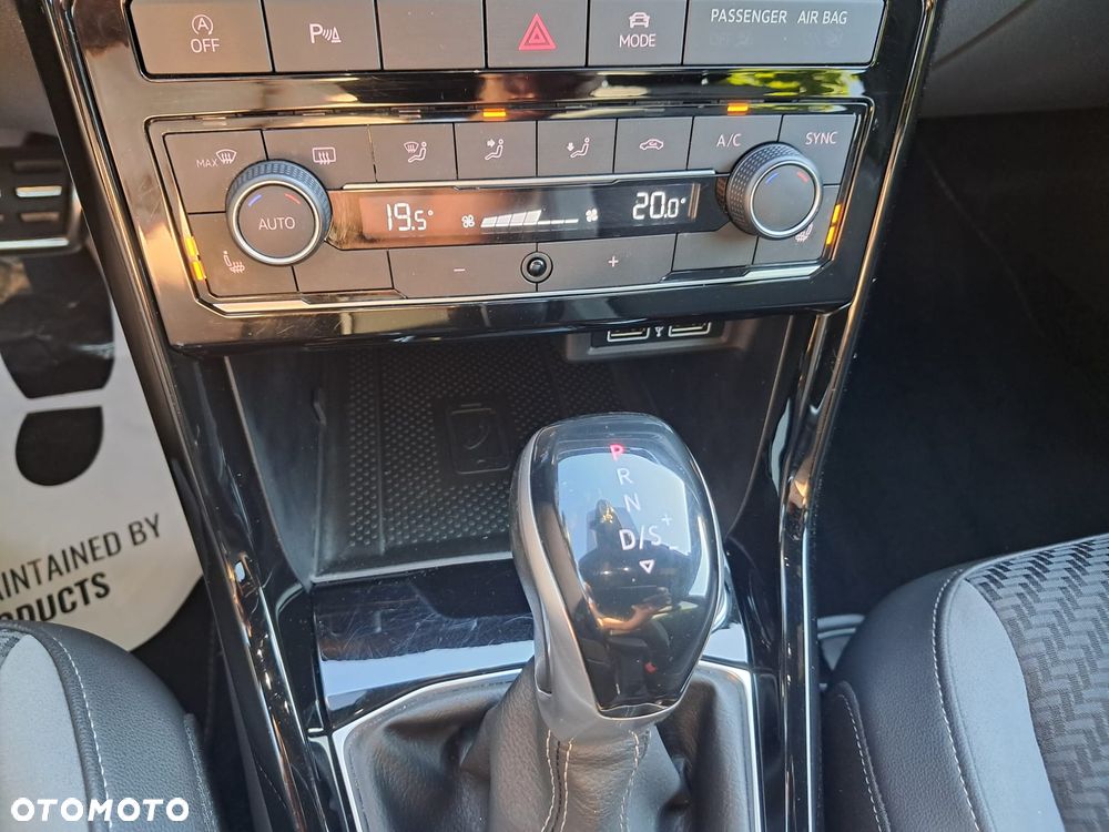 Volkswagen T-Cross 1.0 TSI OPF DSG R-Line - 34
