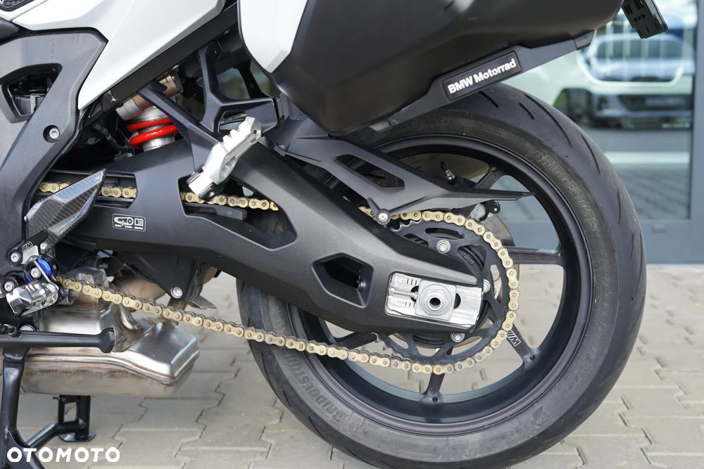 BMW S - 33