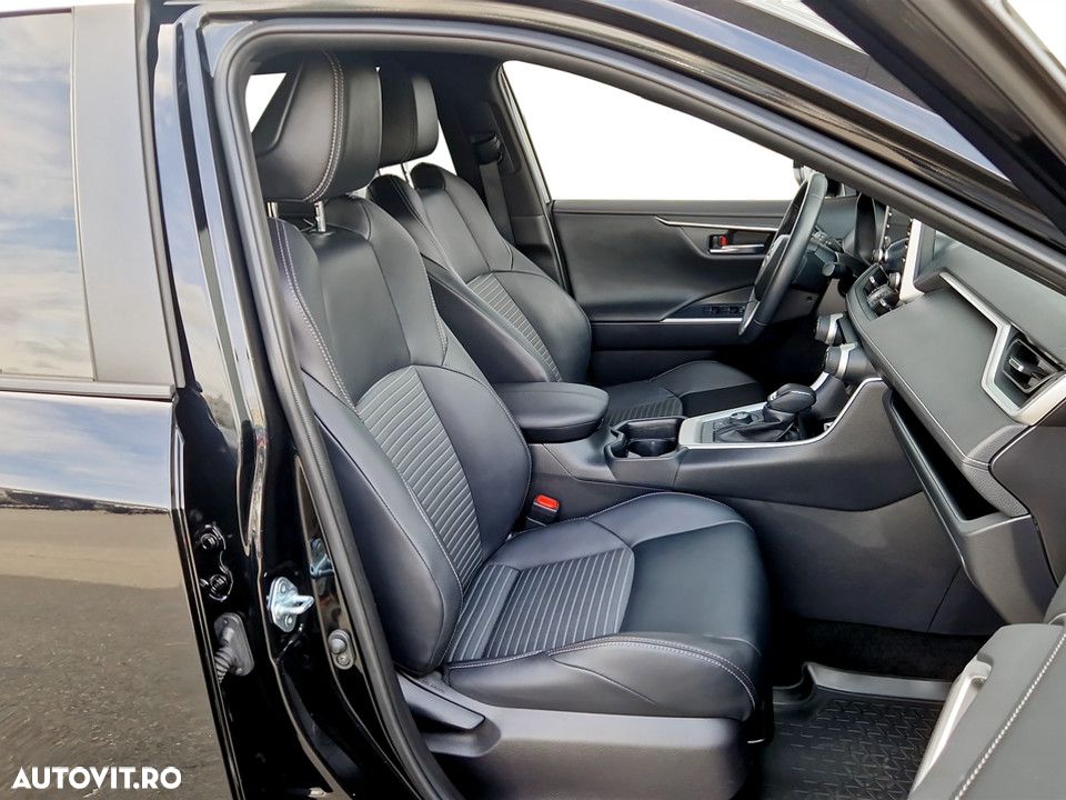 Toyota RAV4 - 14