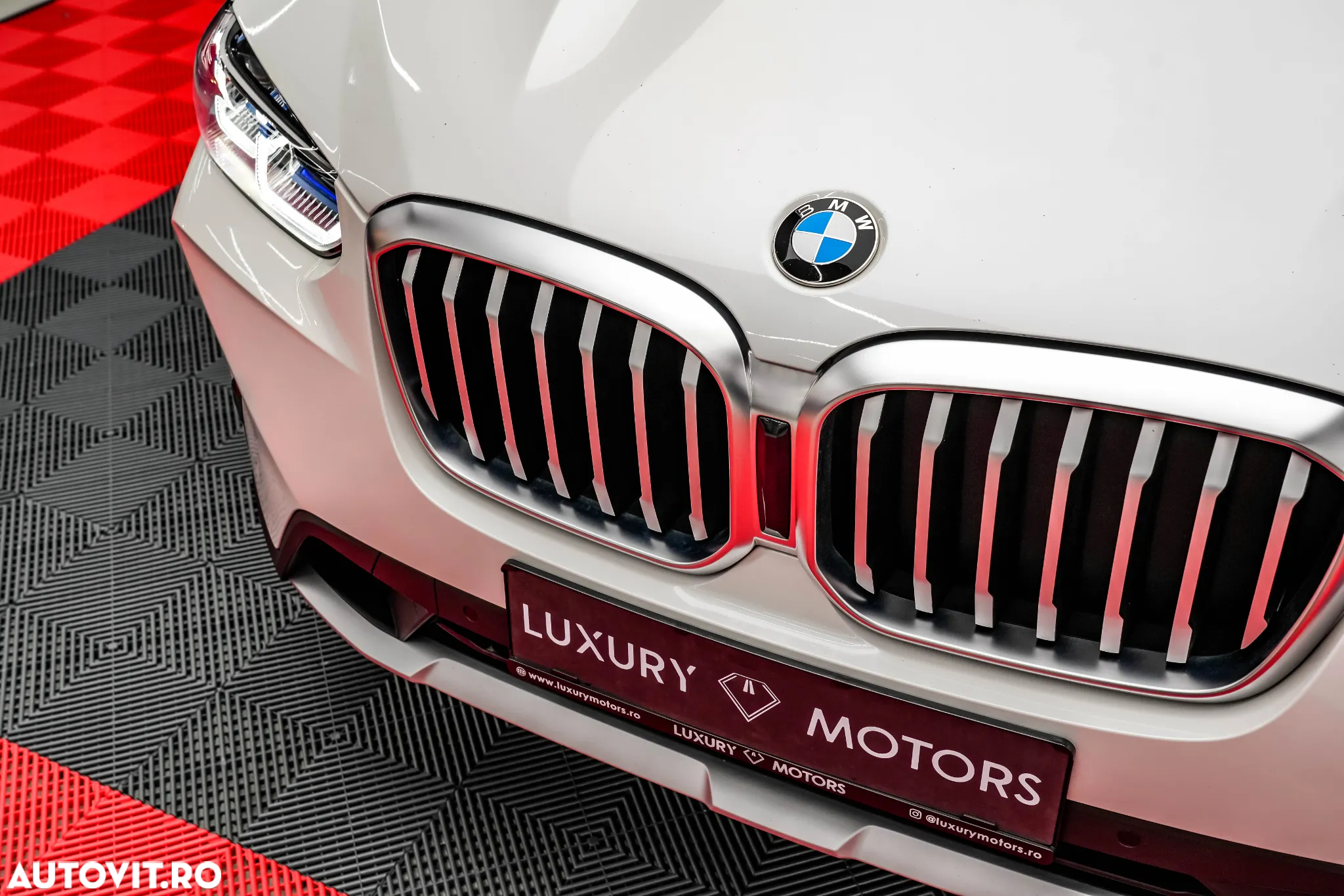 BMW X3 xDrive20i AT xLine - 13