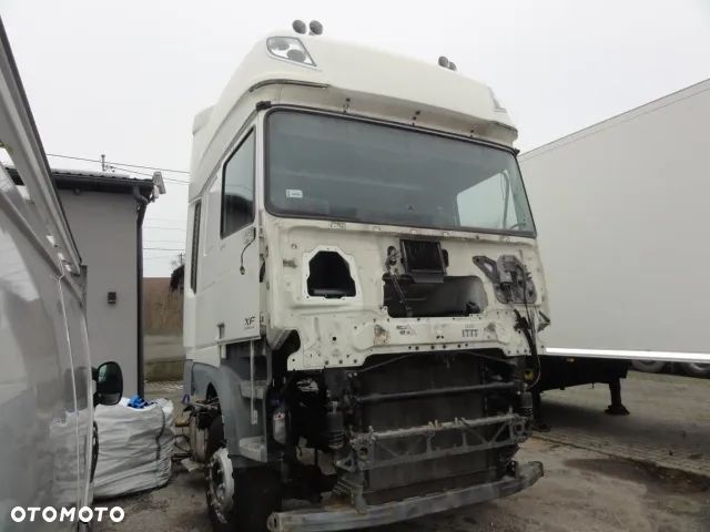 DAF XF 460 FT EURO6 2015rok NIE KOMPLETNY - 4