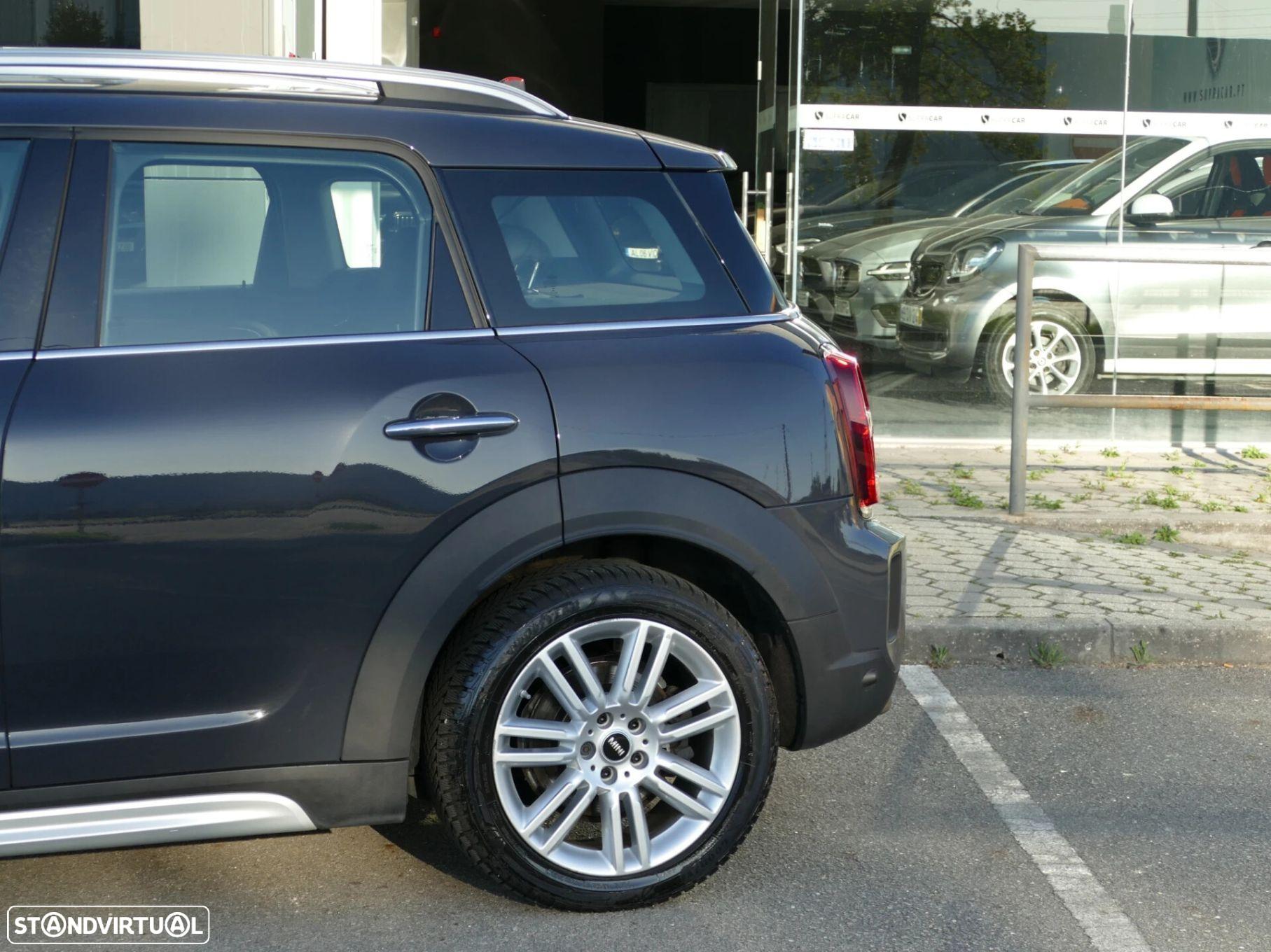 MINI Countryman Cooper SE ALL4 Auto - 13