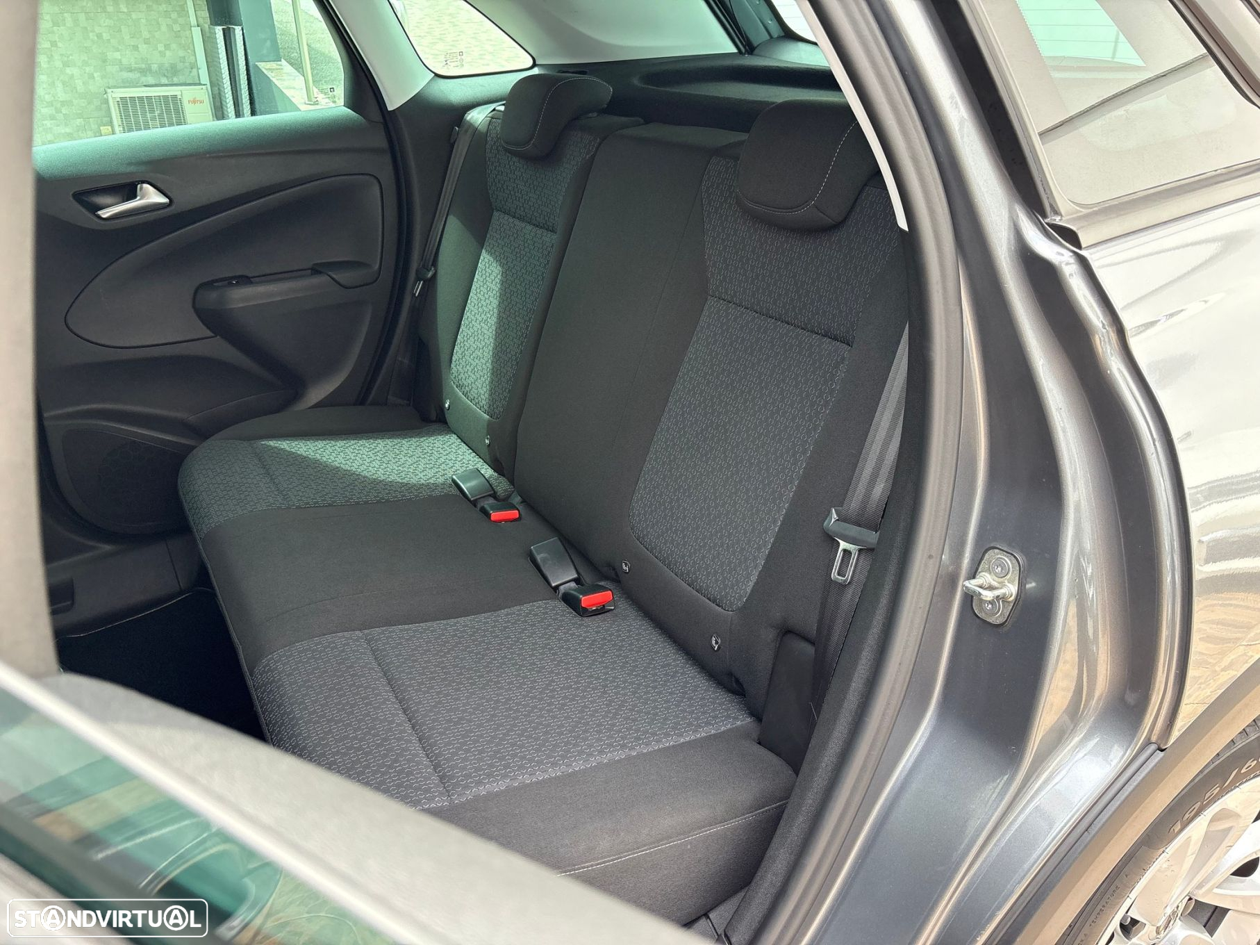 Opel Crossland X 1.2 Innovation - 10
