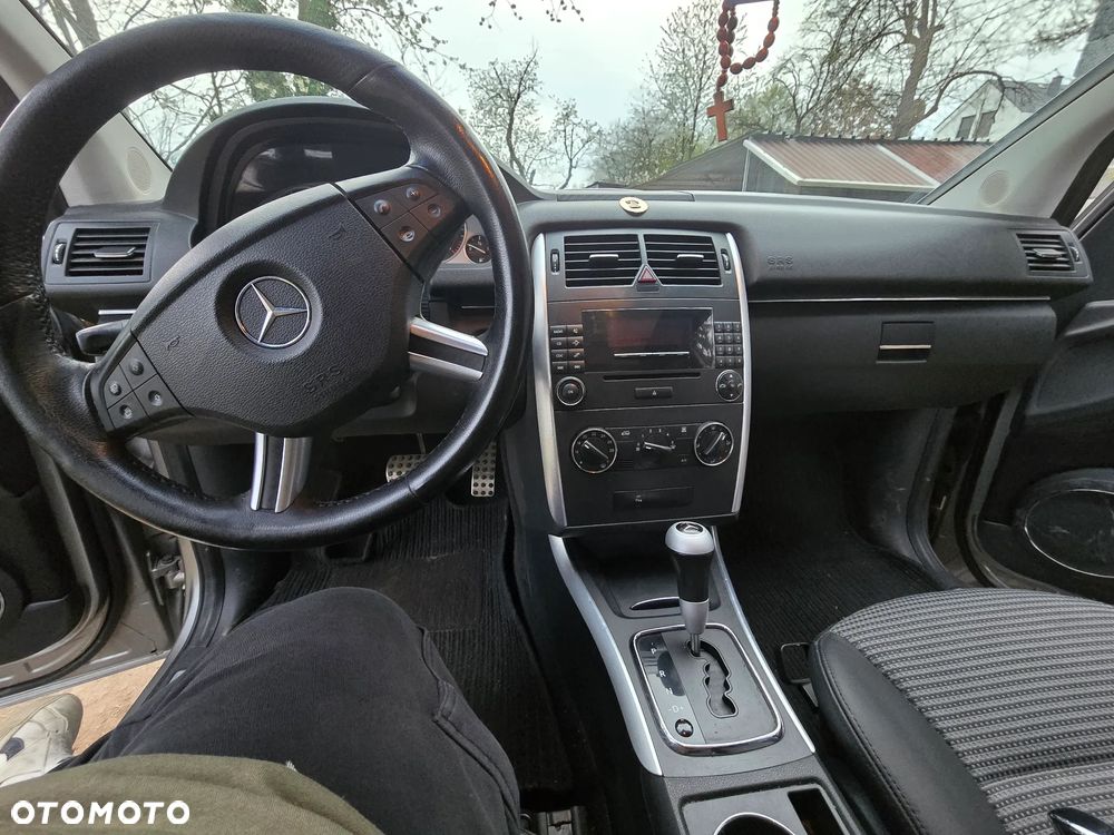 Mercedes-Benz Klasa B 200 CDI DPF Autotronic SPORT EDITION - 9