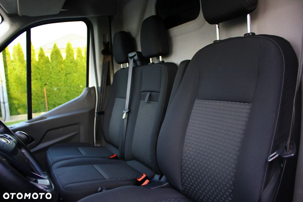 Ford TRANSIT  2.0 TDCI 130KM L2H2 BLASZAK 3 OSOBOWY - 23