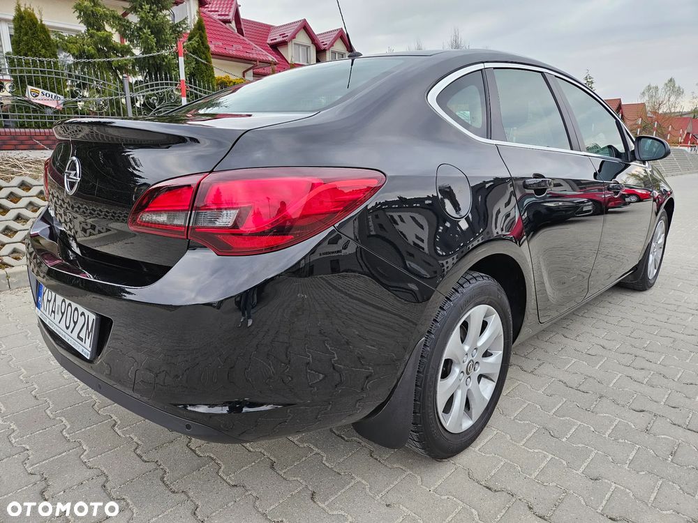 Opel Astra 1.4 T EU6 - 3