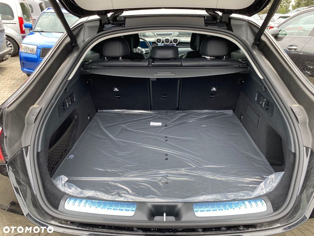 Mercedes-Benz GLC - 24