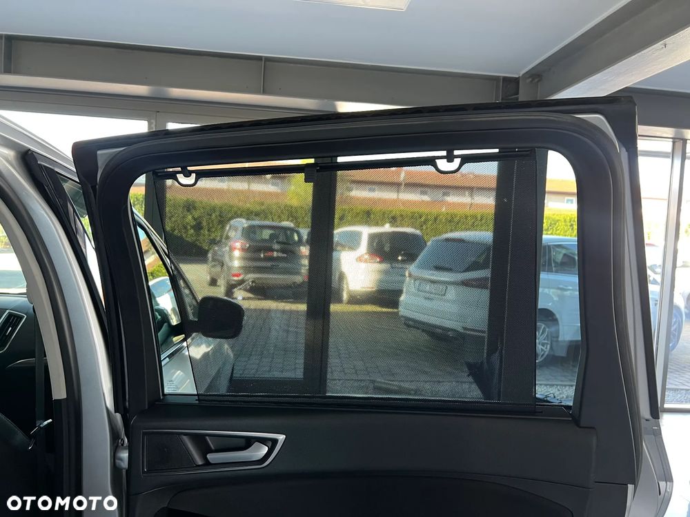 Ford Galaxy 2.0 EcoBlue Titanium - 38