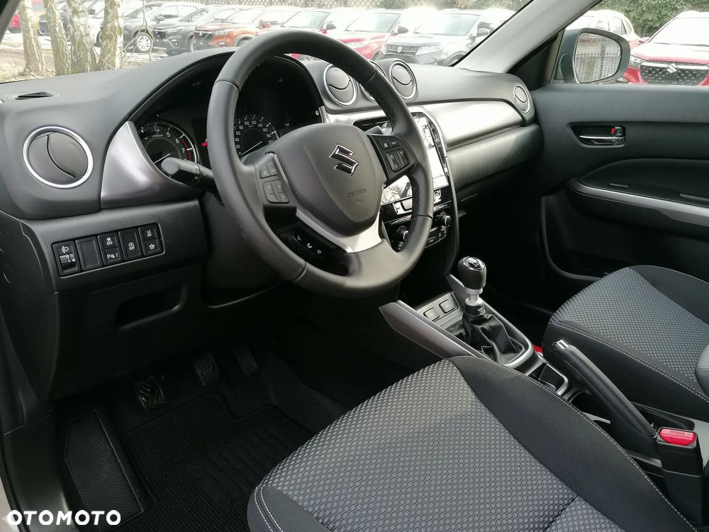 Suzuki Vitara 1.4 Boosterjet mHEV Premium Plus 2WD - 9