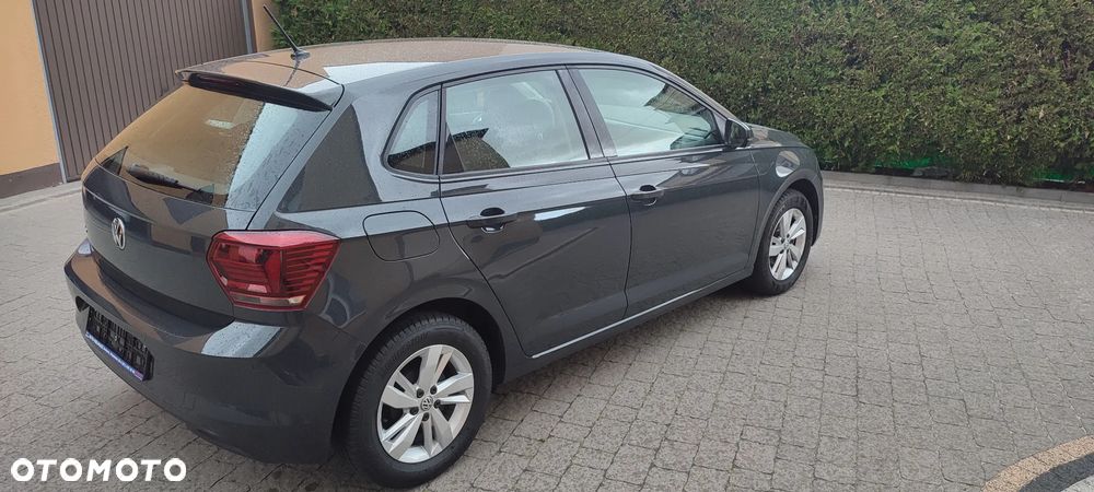 Volkswagen Polo - 6
