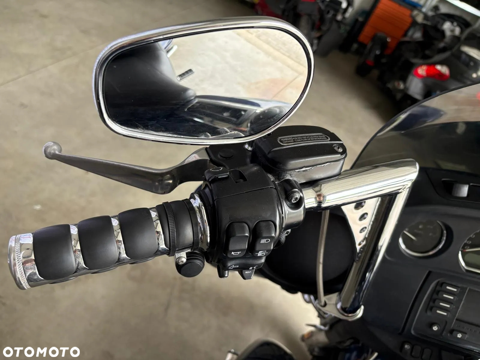 Harley-Davidson Electra - 16