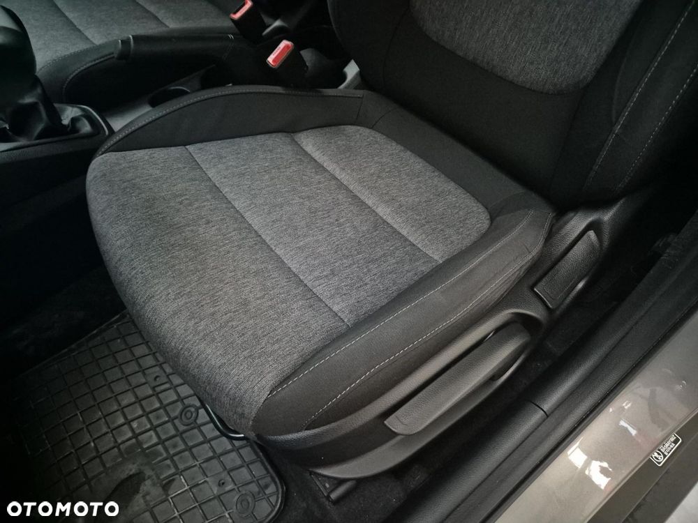 Kia Stonic 1.4 M - 12