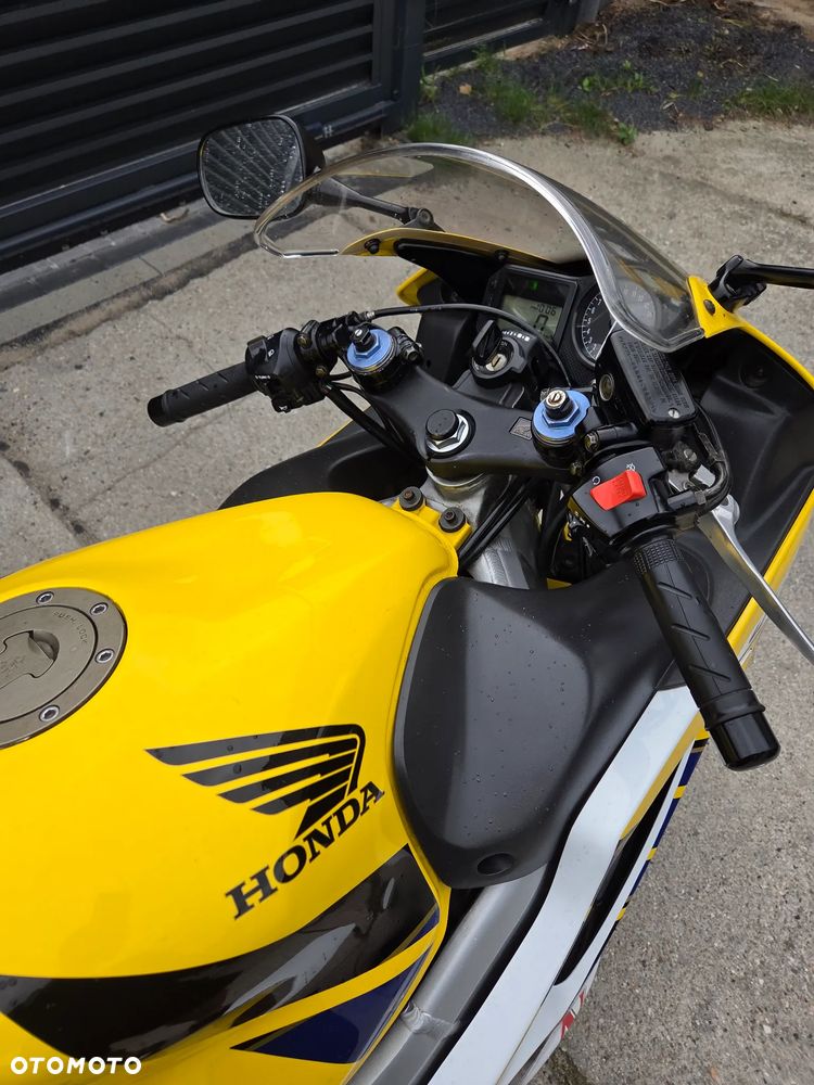 Honda CBR - 14
