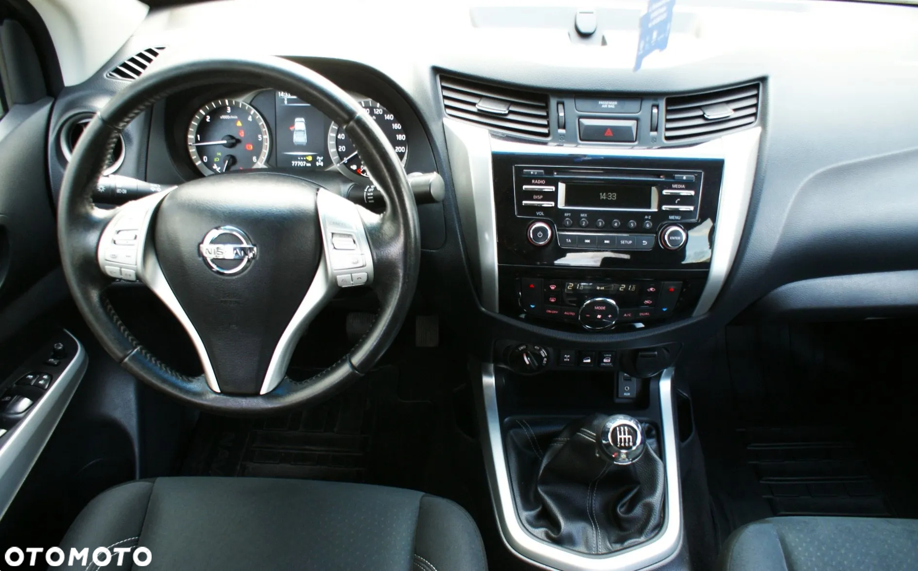 Nissan NAVARA - 10