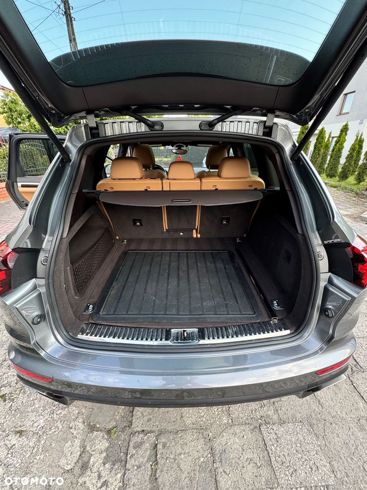 Porsche Cayenne - 18