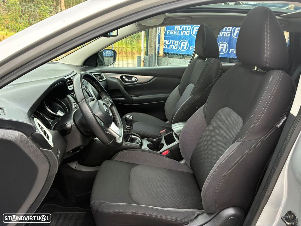 Nissan Qashqai 1.3 DIG-T N-Connecta - 20