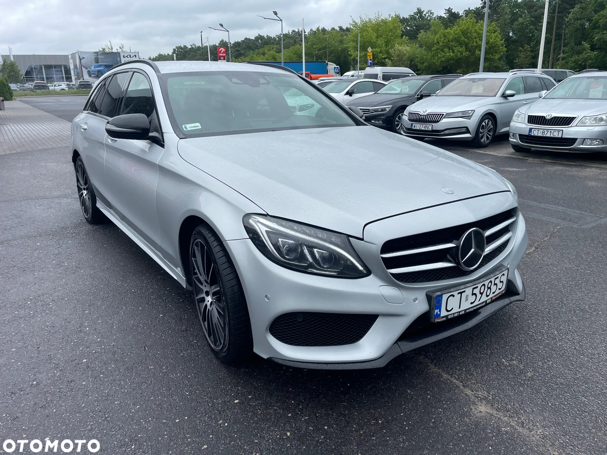 Mercedes-Benz Klasa C 400 4Matic T 7G-TRONIC AMG Line - 2