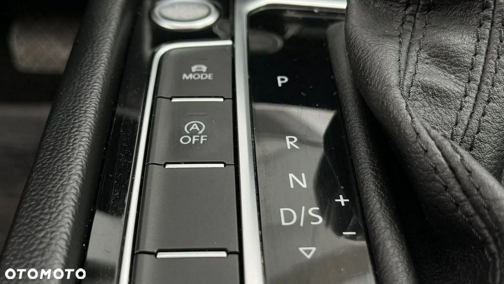 Volkswagen Passat - 35