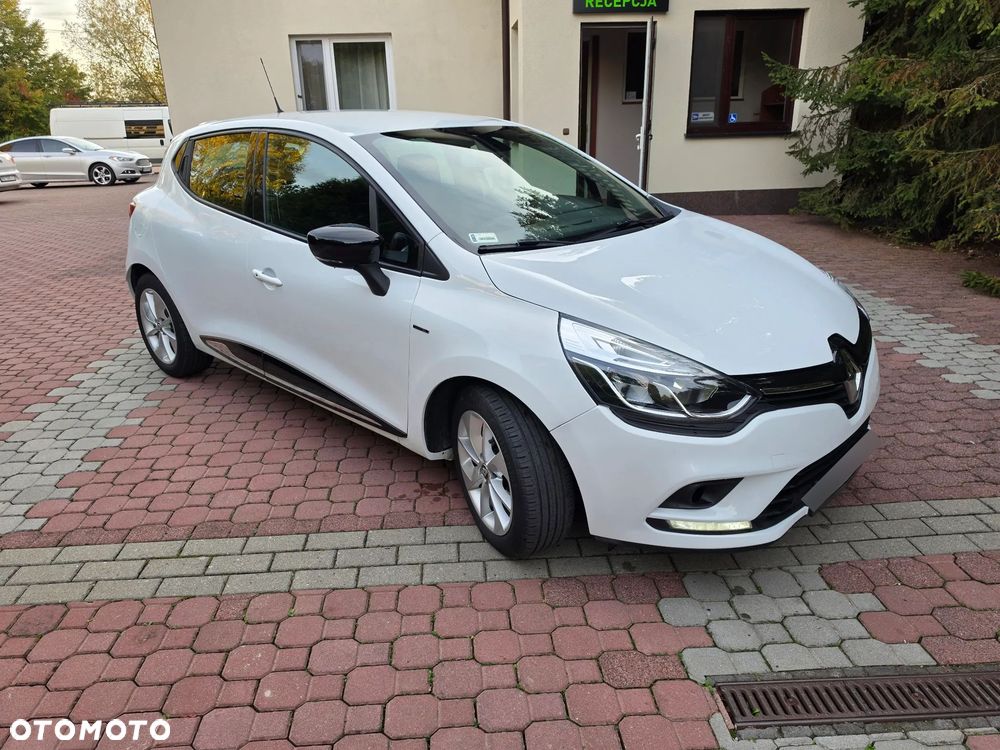 Renault Clio - 2
