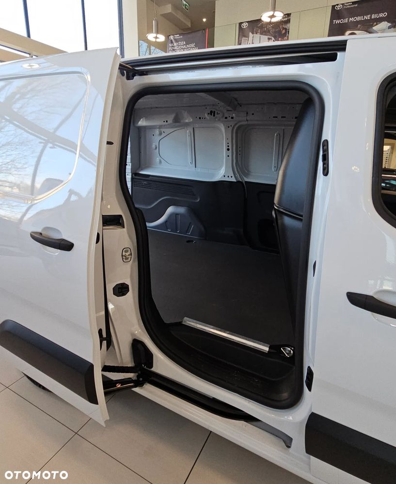Toyota Proace City - 9