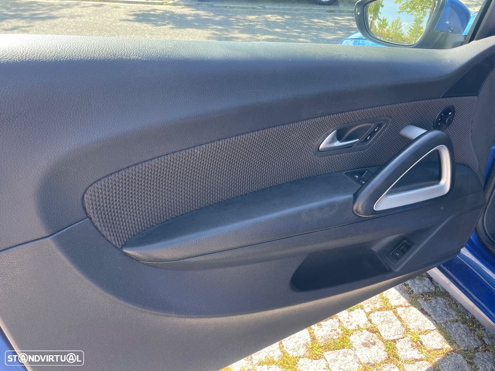 VW Scirocco 2.0 TDI Sport DSG - 12