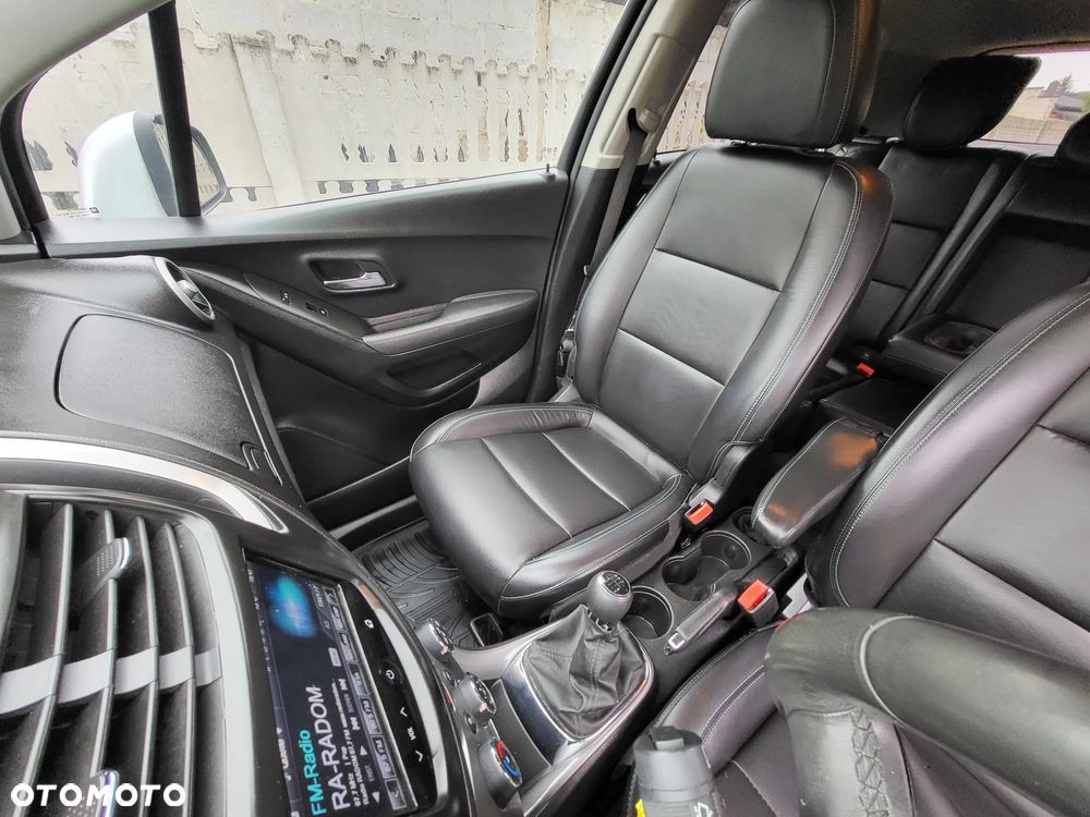 Chevrolet Trax 1.4T LT+ - 24