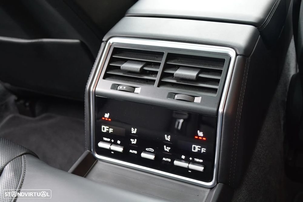 Porsche Panamera Sport Turismo Turbo S E-Hybrid - 47