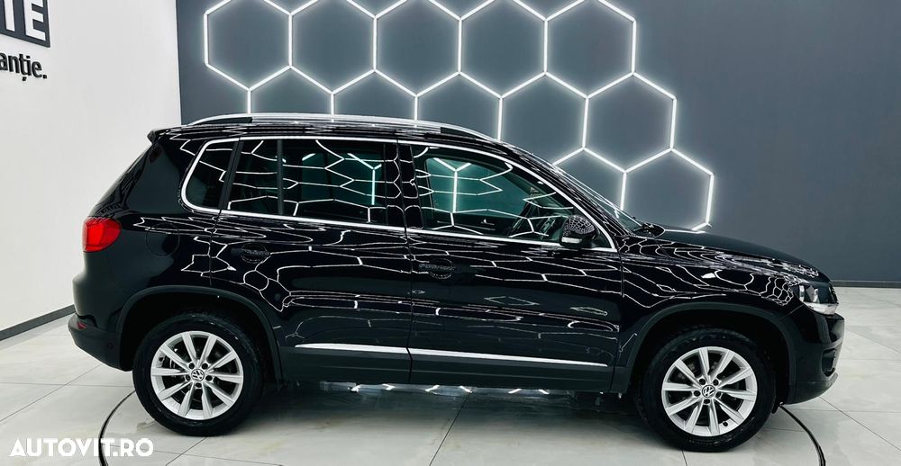 Volkswagen Tiguan 2.0 TDI DPF 4Motion DSG Cup Sport & Style - 32
