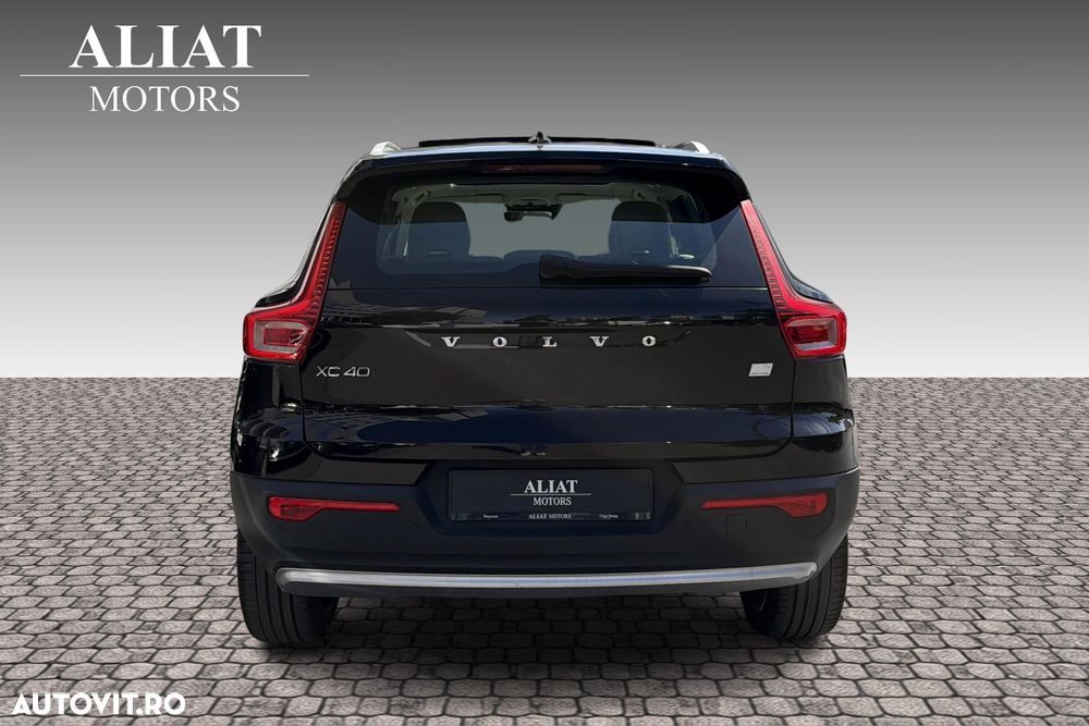 Volvo XC 40 T4 Recharge DKG Ultimate Bright - 8