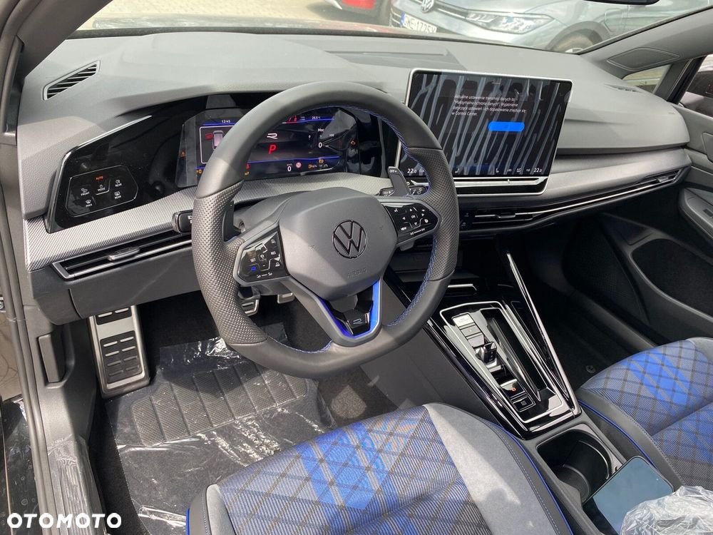 Volkswagen Golf - 9