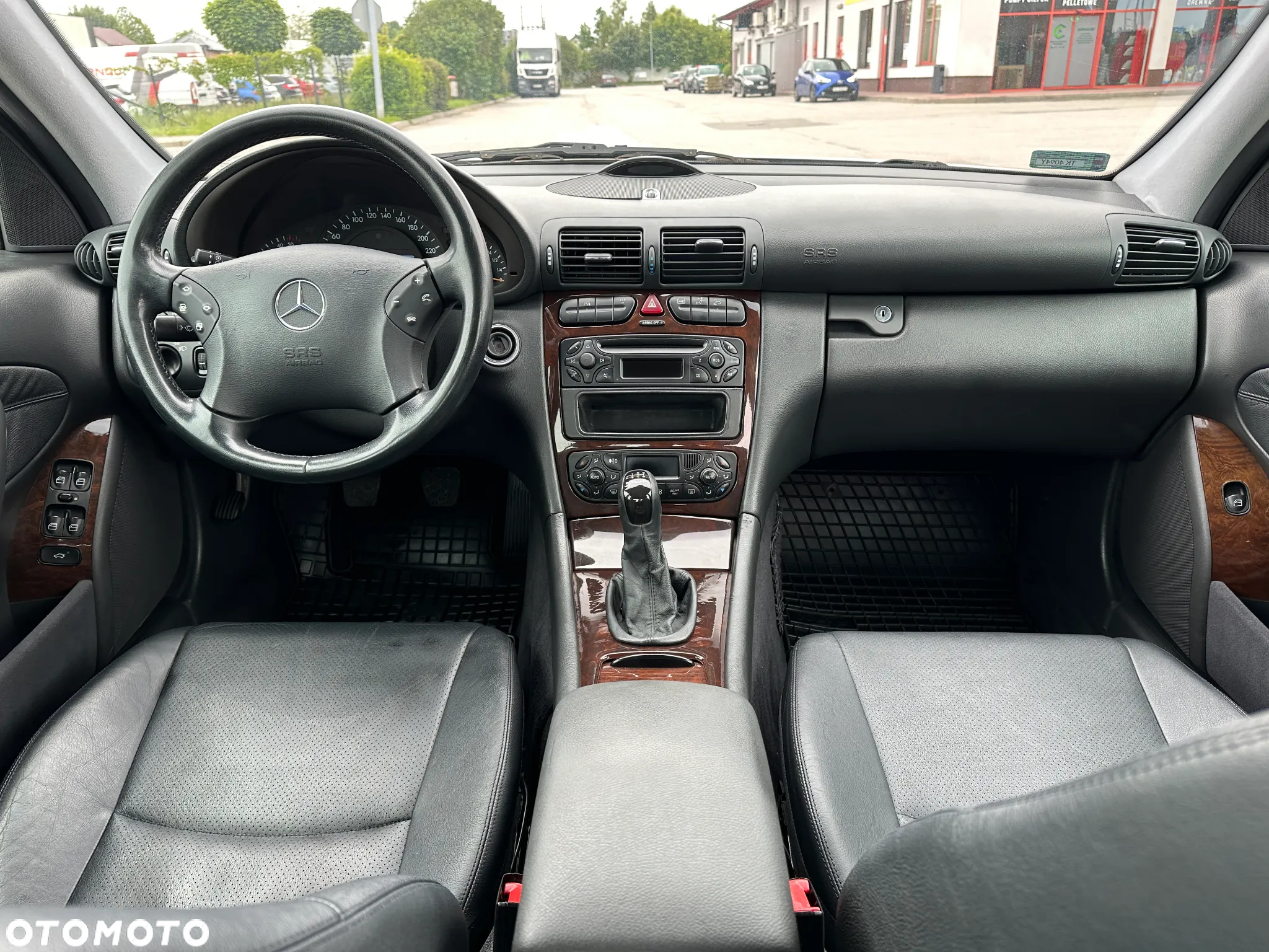 Mercedes-Benz Klasa C 270 CDI Elegance - 11